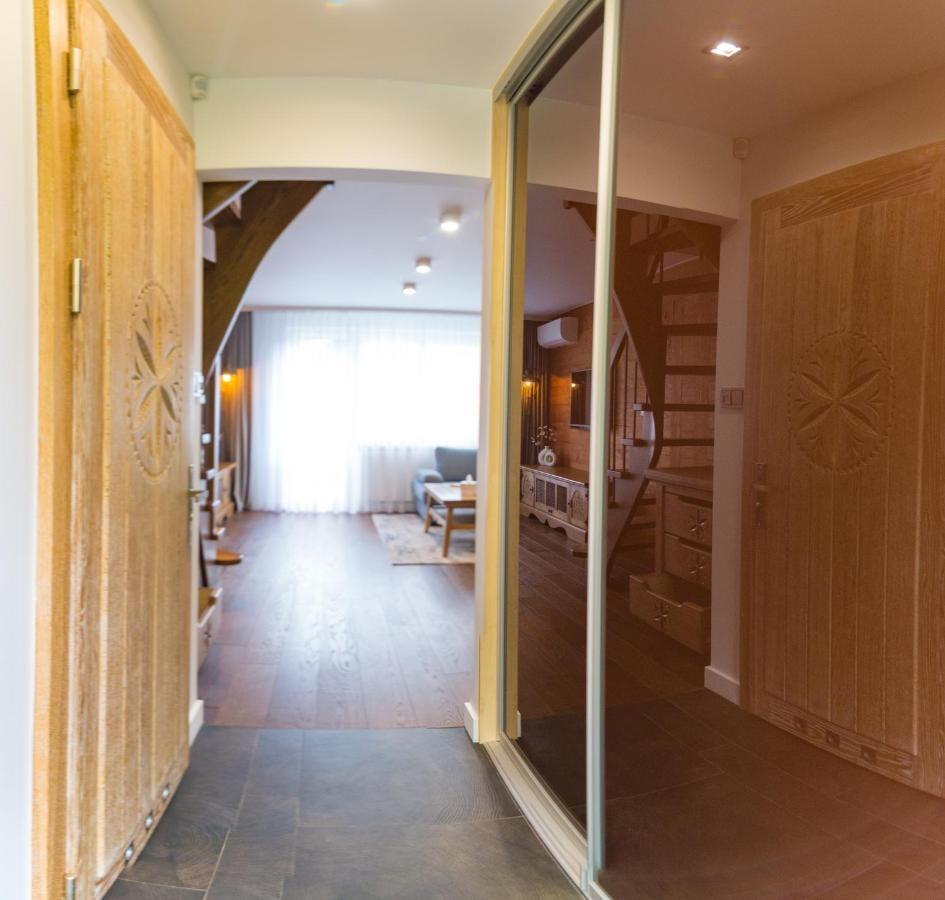 Sniezna Lapa Apartment *